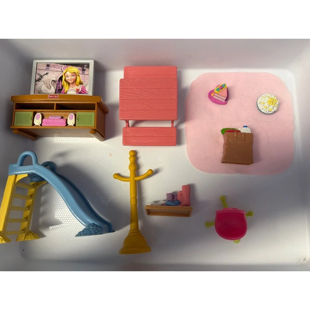 Fisher-Price Loving Family‎ Dollhouse Furniture Lot TV Slide Picnic Table 10pc